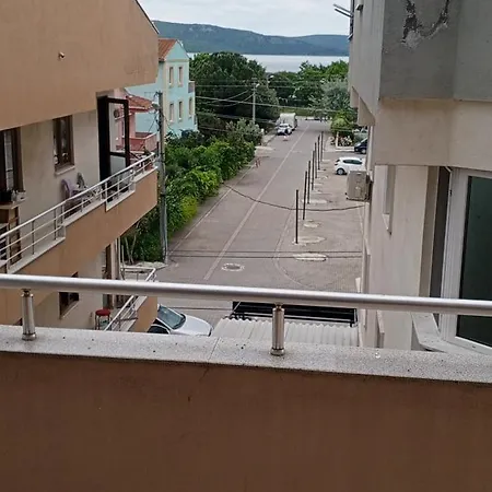 Ayisik
